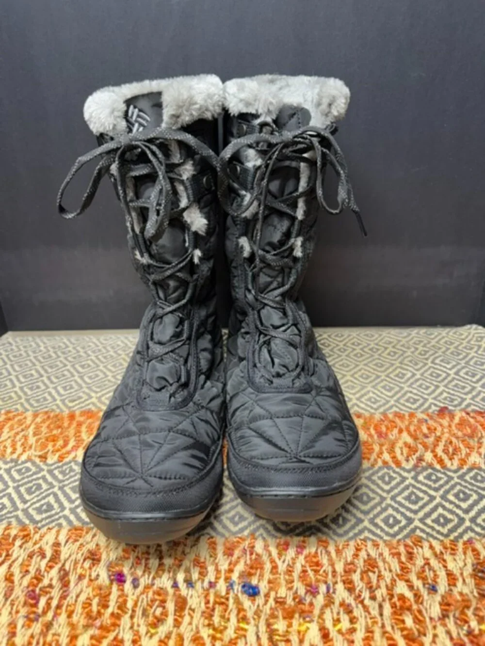 Columbia Minx Snow Boots Woman's Size 11
